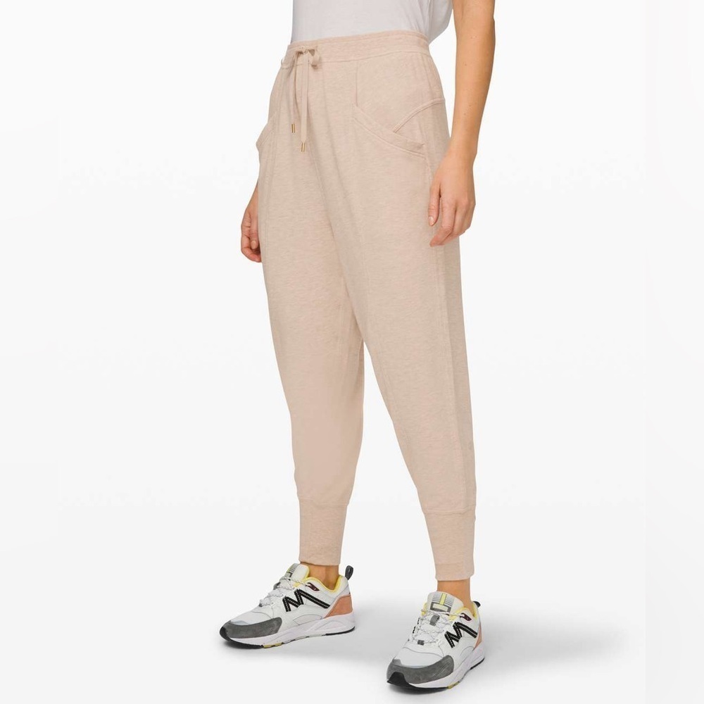 Lululemon Still Chill Jogger Pull On Stretch Waist Jogger Pants Heathered Cashew